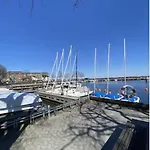 6 Pers- Hellerup- & Shopping 100 M- Hellerup