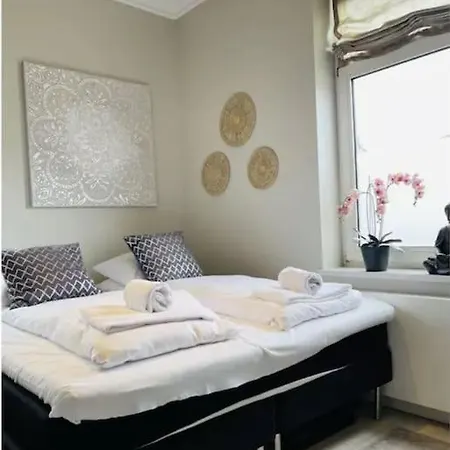 6 Pers- Hellerup- & Shopping 100 M- Apartman Hellerup