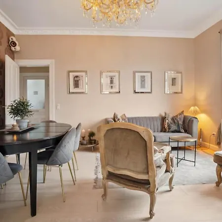 6 Pers- Hellerup- & Shopping 100 M- Apartamento