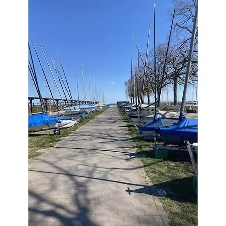 6 Pers- Hellerup- & Shopping 100 M-