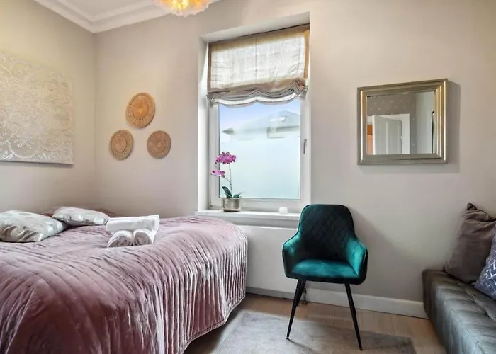 6 Pers- Hellerup- & Shopping 100 M- Apartamento Hellerup