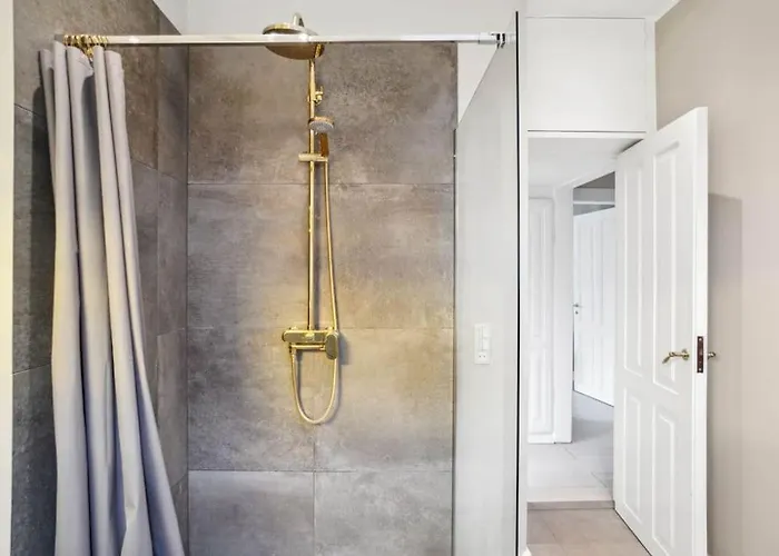 6 Pers- Hellerup- & Shopping 100 M- Apartamento Hellerup