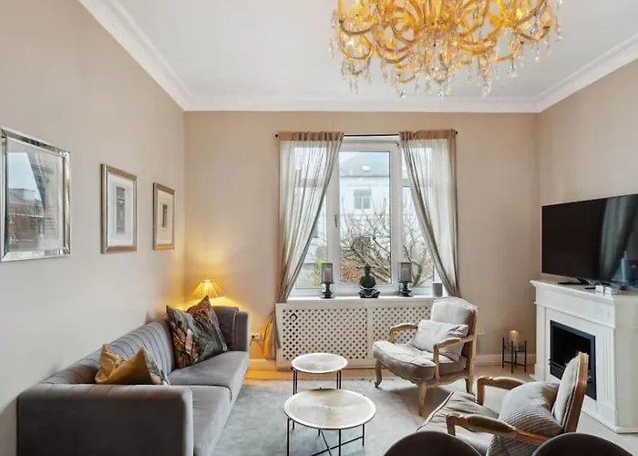 6 Pers- Hellerup- & Shopping 100 M- Apartamento *